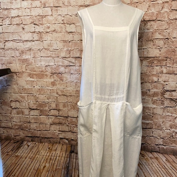Flax Dresses & Skirts - Lovely Flax 100% linen dress